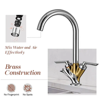 Robinet de cuisine haut de gamme en laiton à double poignée, finition chrome poli, bec haut pivotant à 360°, mitigeur eau chaude et froide pour évier à montage sur comptoir