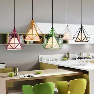 Suspension moderne en acier inoxydable avec abat-jour en forme de tambour, LED lumière du jour 5000K, ampoule E26, télécommande, hauteur réglable pour salon - Product Image 2