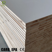 Panneau de bois stratifié Qiangyi Premium 18 mm à âme pleine 4x8 pieds en eucalyptus, chêne et sapin pour la construction de meubles