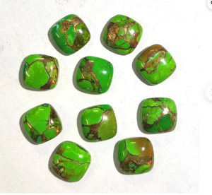 พลอยเทอร์ควอยซ์สีเขียวธรรมชาติเปลี่ยนสีได้ รูปทรงหมอนแบน สำหรับทำเครื่องประดับ แหวนมอฮาวี พลอยประจำวันเกิด - Product Image 1