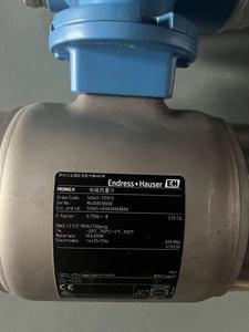 Medidor de Flujo E+H 50H65 con Abrazadera Sanitaria; Rango de Medición de Flujo: De 0.003 M³/h a 1.000 m³ - Product Image 1