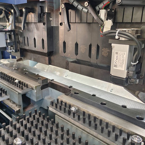Pannellatrice CNC Completamente Automatica a 16 Assi 1000/1600/2000/2500 mm Servocomando per Piegatura <span class=keywords><strong>Lamiera</strong></span> Macchina Servo con Ingranaggi Piegatura Piastra Metallica - Product Image 4