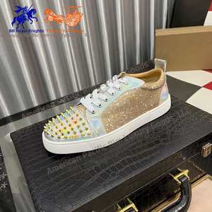 Chaussures de sport tendance pour hommes et femmes, décontractées, avec doublure en cuir véritable, fermeture à lacets, qualité originale et mode. - Product Image 1