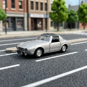 Tomica Toyota Sports 800, Coche de Juguete de Metal Fundido a Presión, Escala 1:64, Modelo Premium para Niños - Product Image 3