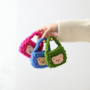 Étui pour écouteurs en coton fait main mignon en laine crochetée pour <span class=keywords><strong>Airpods</strong></span>, sacs de rangement pour petits ours, cadeaux, sacs colorés - Product Image 1