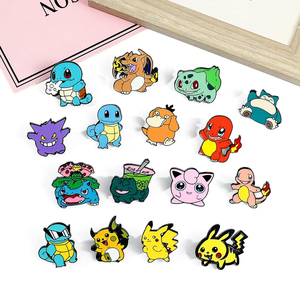 Japonya sevimli Anime karikatür sert emaye özel giysi Pin özel yaka Metal Pin kişiselleştirilmiş Spinner yaka Pin için pokepoke