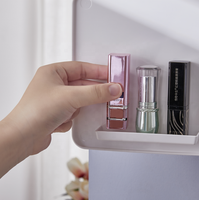 Porte-clés magnétique Boîte en plastique Porte-clés blanc Maison noir Étagère à clés pour le rangement des clés sur le mur