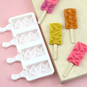 Moldes de silicona para hielo personalizados con 4 cavidades, molde de hielo mejorado para hacer cubitos de hielo caseros con 50 palitos de madera, venta al por mayor - Product Image 4