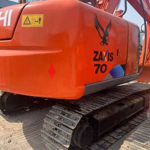 Excavatrice Hitachi ZX70 d'occasion de haute qualité, modèle 2022, 7T, 90% neuve avec moteur et boîte de vitesses - Product Image 4