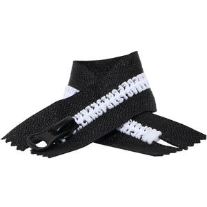 Des prix de gros de qualité supérieure fermeture éclair extrémité colorée Alphabet dents <span class=keywords><strong>Vislon</strong></span> 5 # résine fermeture éclair pour sac à dos sac - Product Image 3