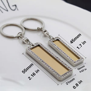 <span class=keywords><strong>Porte</strong></span>-clés de plaque d'immatriculation en acier inoxydable Matériau laser Logo publicitaire en gros Cadeau de vacances <span class=keywords><strong>Porte</strong></span>-clés en métal gravé - Product Image 2