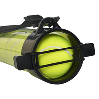 Ramassage de balles de tennis panier de balles de tennis
