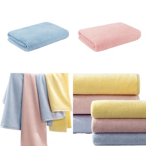 Toalla de Baño Premium 100% Algodón de Fibra Larga, Ultra Suave, Altamente Absorbente, Calidad de Hotel de Lujo <span class=keywords><strong>para</strong></span> Baño, Spa y Hogar - Product Image 4