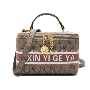 <span class=keywords><strong>Shion</strong></span> Sacs fourre-tout décontractés de luxe pour femmes en cuir PU avec fermeture éclair Doublure en polyester Sangle amovible durable et portable pour le quotidien - Product Image 1