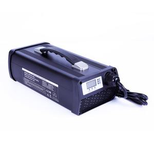 Cargador de batería de 900W 67,2 V 10a 11a 12a 13a para 16S 57,6 V 59,2 V 60V triciclos eléctricos baterías de iones de litio cargador inteligente - Product Image 2