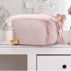 OEM Toiletries Cosmetic <b>Make</b> <b>up</b> Organizer Case <b>Pouch</b> Travel Makeup Bag for Women - Product Image 2