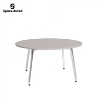 Table de conférence ronde SpaceUnited, directement de l'usine, pour les zones de détente, structure en acier, mobilier de bureau moderne
