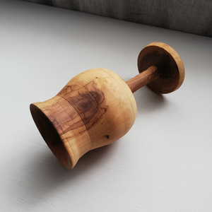 Gobelet à vin en bois vintage écologique fabriqué à la main Design de verre à liqueur classique - Product Image 1