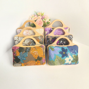 New Fashion <b>Embroidered</b> Sequin Flower Handbag Women Chain <b>Clutch</b> Evening <b>Bag</b> - Product Image 2
