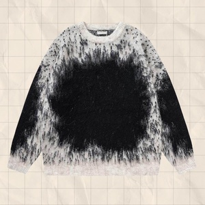 Suéter Personalizado con Degradado Ombre, Estilo Mohair, Cuello Redondo, Unisex, Oversize, Tejido Suave y Esponjoso, Estilo Urbano - Product Image 3