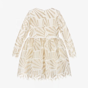 فساتين للفتيات الصغيرات لون ذهبي دانتيل مزخرف عالي الجودة فساتين مخصصة للحفلات والأعراص وأعياد الميلاد ملابس أطفال تصميم غربي - Product Image 3