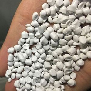 Gránulos de PP Virgen, Materia Prima Plástica de PP, Pellets de Polipropileno, PP Virgen T30S Grado Rafia, Gránulos GPPS HIPS - Product Image 2