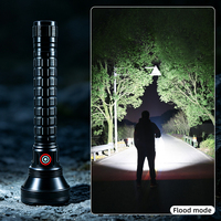 Lampe torche d'urgence rechargeable USB pour extérieur 98KMAX 1000+ Lumens Étanche IP67 Portée du faisceau 1000M en alliage d'aluminium portable