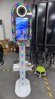 Machine Photobooth Portable à Écran Tactile 15,6 Pouces avec Anneau Lumineux et Caméra Compatible Impression Instantanée pour Fêtes, Mariages et Événements