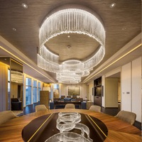 Produits très demandés 2026 : Lustre en verre LED sur mesure pour hall d'hôtel, salle de banquet et décoration intérieure de luxe