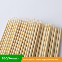 Brochettes de barbecue jetables en bambou de 2,5 mm, 3 mm, 4 mm pour viande, kebabs, pommes de terre, camping en plein air, fêtes - Vente en gros