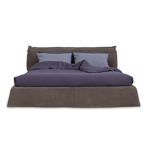 Lit double de luxe avec cadre en panneaux de bois massif en tissu mat design italien pour grandes chambres - Product Image 3