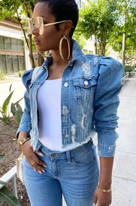 Chaqueta de Mezclilla Acolchada Reversible de Moda Casual para Mujer 2025 con Diseño Rasgado Corto para Salidas de Fiesta, Lista para Enviar - Product Image 4