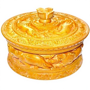 Boîte à pommes en bois sculptée à la main, écologique, artisanale, art populaire, décoration d'intérieur, artisanat de table, forme carrée - Product Image 4