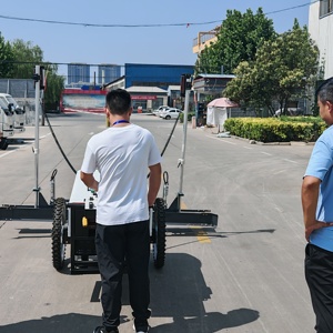 Bon <span class=keywords><strong>prix</strong></span> <span class=keywords><strong>chape</strong></span> laser à 2 roues nivellement automatique haute efficacité facile à utiliser équipement de nivellement de sol en <span class=keywords><strong>ciment</strong></span> de haute qualité - Product Image 5