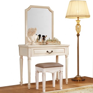 Rococo — <span class=keywords><strong>coiffeuse</strong></span> <span class=keywords><strong>en</strong></span> crème ivoire de style français, <span class=keywords><strong>coiffeuse</strong></span> moderne sculptée avec miroir <span class=keywords><strong>en</strong></span> <span class=keywords><strong>acajou</strong></span> - Product Image 1
