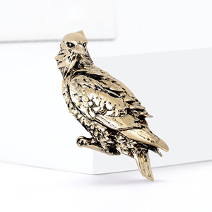 Broche de Luxo Retro em Liga de Alta Qualidade com Design de Águia, Presente de Moda para Mulheres em Festas - Product Image 2