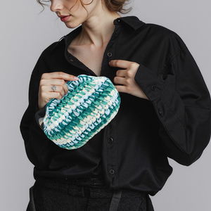 Bolso de Hombro para Mujer de <span class=keywords><strong>Ganchillo</strong></span> Novedad 2025 Hecho a Mano con Hilo de Lana Tejida de Lujo Único Estilo Playero Vintage Bohemio Invernal - Product Image 3
