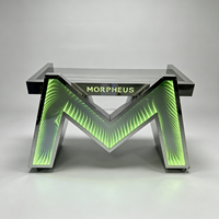 Station DJ moderne en métal poli miroir avec cadre en U et LED, table DJ avec logo lumineux personnalisé, design futuriste pour club, lounge et événements