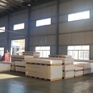 لوح أكريليك بلاستيكي من البولي ميثيل ميثاكريلات المصبوب مقاس 1220×2440 مم (4×8 قدم) بسماكات 2 مم و3 مم و5 مم و10 مم للإضاءة والقطع المخصص - Product Image 4