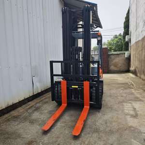 Chariot élévateur Toyota 30 d'occasion, mini, bon état, chariot élévateur Toyota 3 tonnes avec mât à 3 sections - Product Image 2