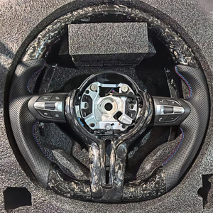 Volante Deportivo de Fibra de Carbono M Sport para BMW F05 F07 F10 F11 F12 F15 F20 F21 F22 F25 F26 F30 F31 F32 F35 F36 E90 - Product Image 1