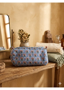 Bohemian Style Textile Cosmetic Storage Bag With Colorful Geometric Pattern Secure Zipper Closure Lightweight Portable <b>Makeup</b> - Product Image 3