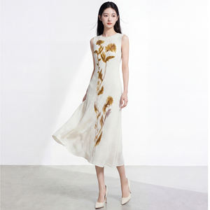 Casual Floral Embroidery Elegant Knitted Midi <b>Dress</b> Sleeveless O-Neck Fit Straight And Flare Breathable Spring Autumn <b>Dress</b> - Product Image 2
