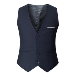 سترة رجالية بياقة منقطة على شكل V مع ربطة عنق وأزرار أكمام منديل تتضمن هدايا عيد الميلاد - Product Image 4