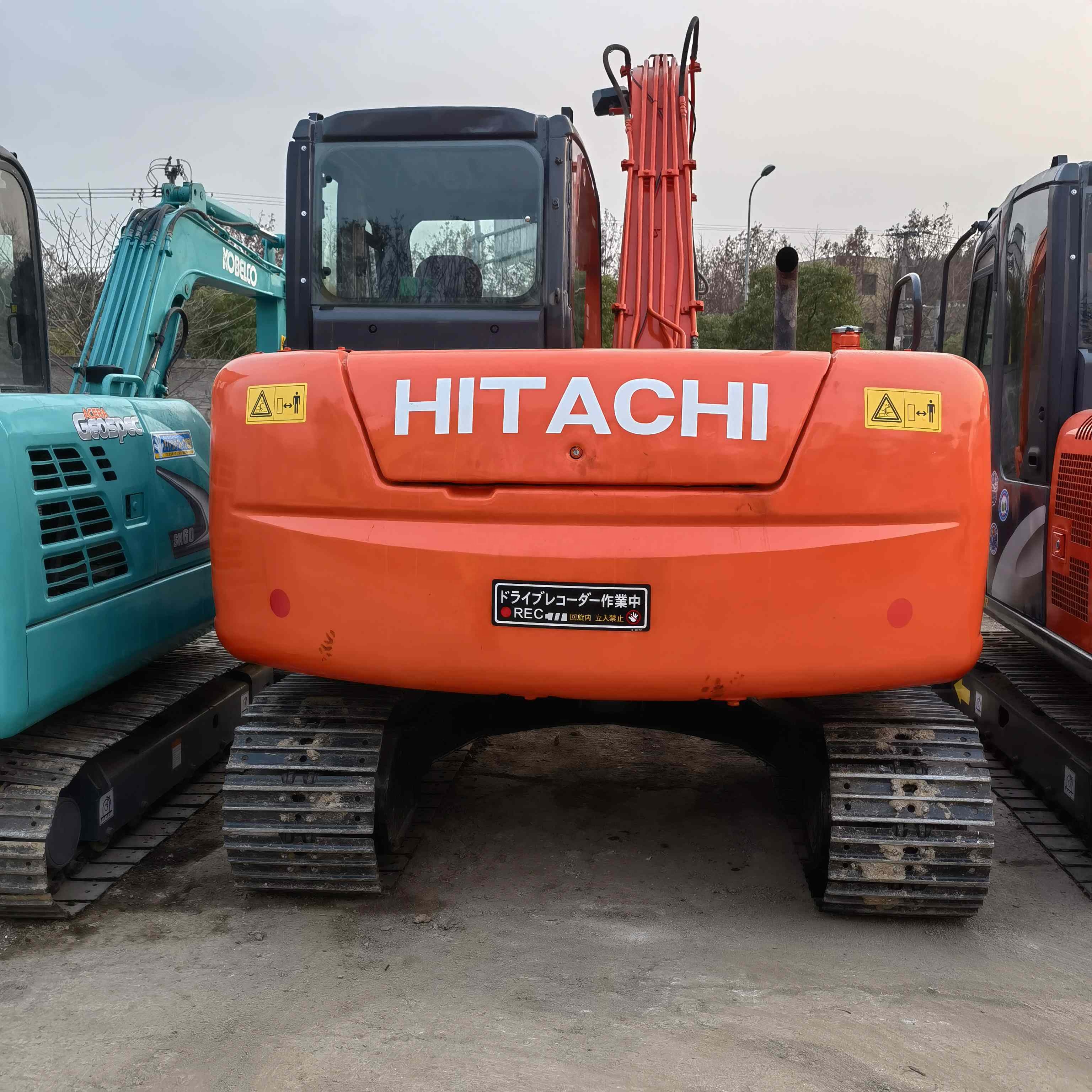 Used Excavator Digger - 7 Ton Hitachi Zx70 Japanese