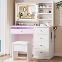 Ensemble blanc de 39,4 pouces avec bureau en verre, bande lumineuse RGB, miroir LED intelligent, station de charge, coiffeuse