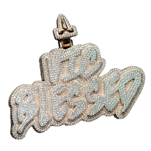 Colgante de Plata de Ley 925 con Moissanita VVS de Corte Brillante, Chapado en Oro Rosa, Estilo Hiphop, con Letras Pequeñas - Product Image 1