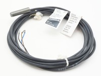 Sensor Bes 516-324-e4-c-pu Baru dan Asli Tersedia di Gudang, PLC Controller Baru Asli untuk Otomasi Industri yang Dapat Diprogram