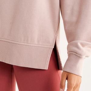 เสื้อสเวตเชิ้ตผ้าฟลีซสีพื้นสำหรับผู้หญิงแบบบูติก รับผลิตแบบ OEM ODM สกรีนลายตามสั่ง ย้อมสีแบบ Acid Wash ลาย Tie Dye ปักลาย 3 มิติ เป็นมิตรต่อสิ่งแวดล้อม - Product Image 3