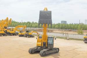 Venta caliente China Nueva excavadora sobre orugas de 39,9 toneladas Excavadora E6395H con alta calidad - Product Image 5